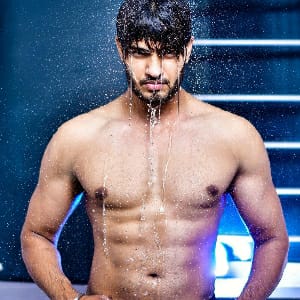 Shadan Farooqui (Saddu 07) bodybuilding